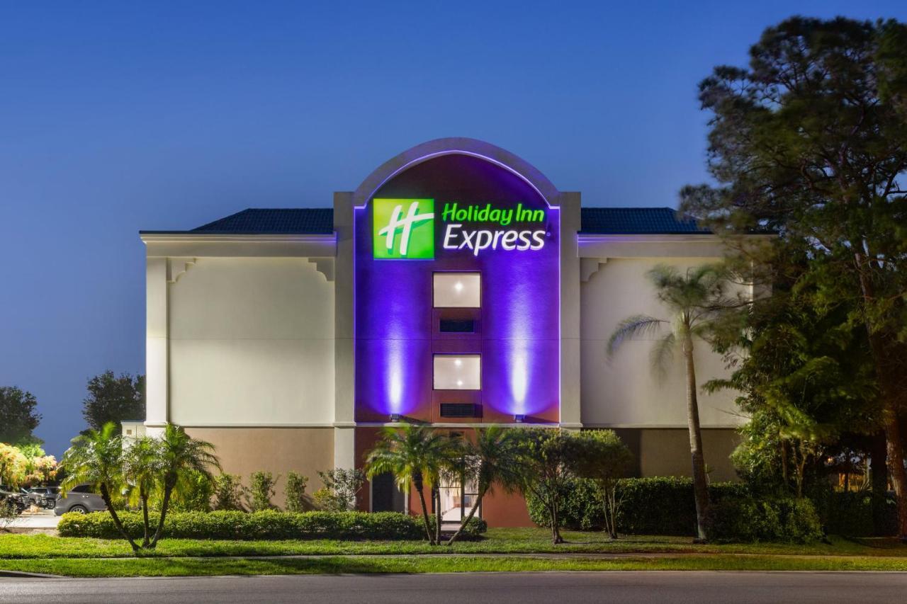 Holiday Inn Express Vero Beach-West I-95 By Ihg Exteriör bild