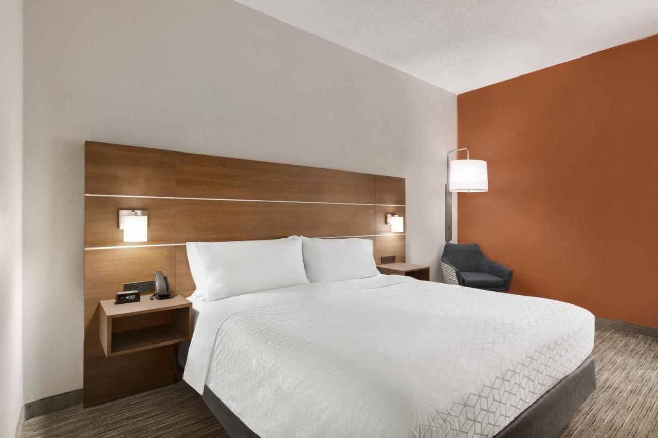 Holiday Inn Express Vero Beach-West I-95 By Ihg Exteriör bild