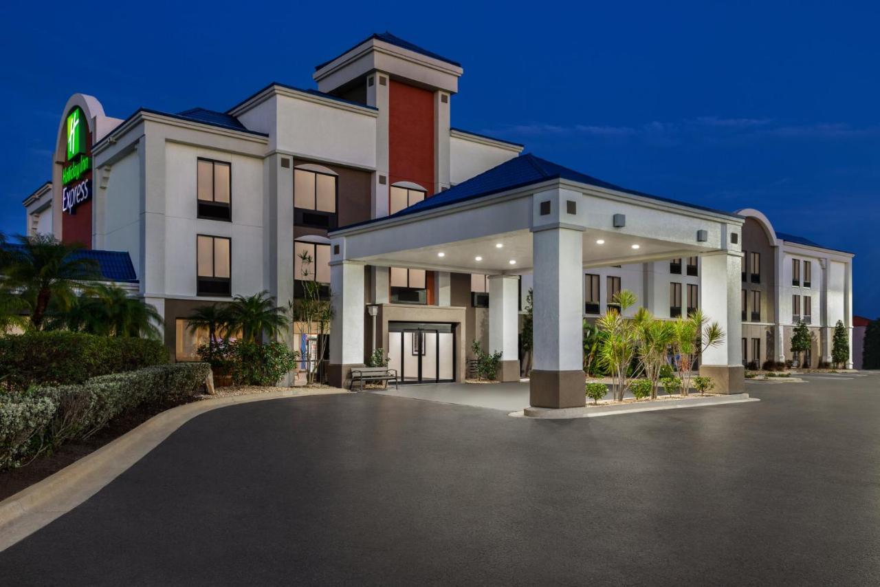 Holiday Inn Express Vero Beach-West I-95 By Ihg Exteriör bild