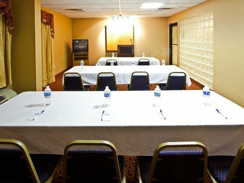 Holiday Inn Express Vero Beach-West I-95 By Ihg Exteriör bild